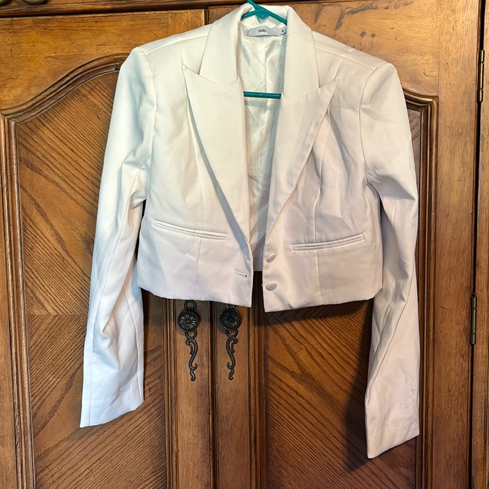 Adika Blazer Jacket